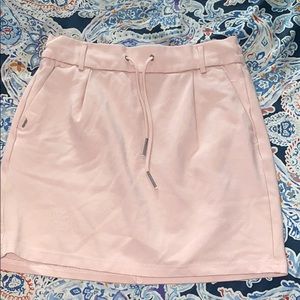 Casual light pink skirt